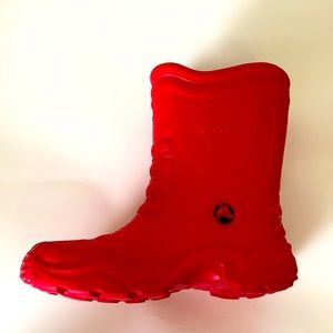 🔥 Crocs *rare* Red Boots 🔥 rain boots M7 W9